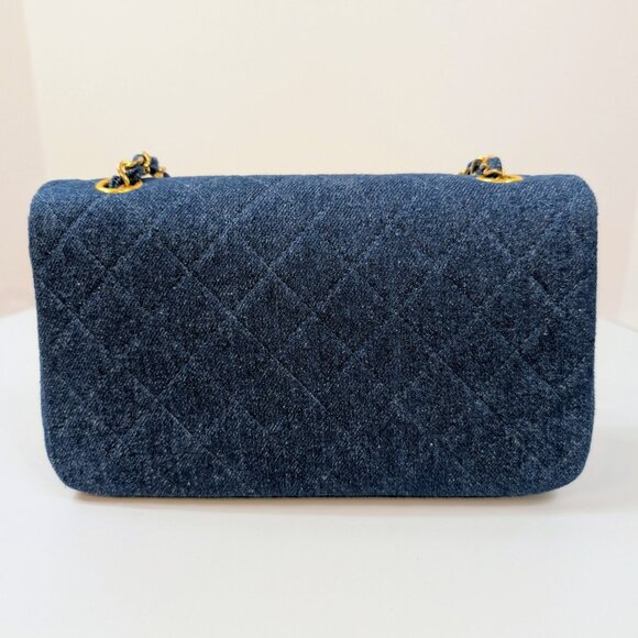 Chanel Vintage Classic Blue Denim Quilted Medium Full Flap Bag - Picture 3 of 16